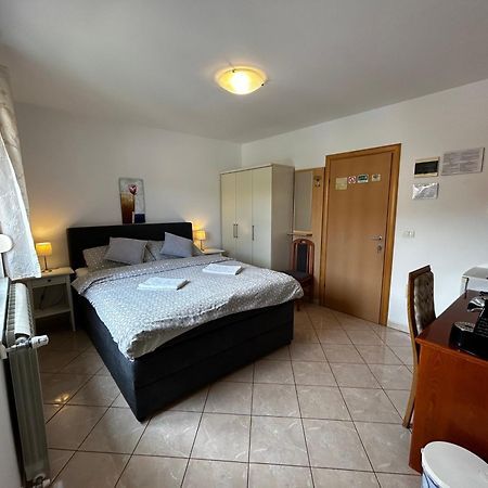 Guest House Gloria Novigrad Istria 외부 사진